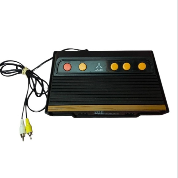 🎉Host Pick🎉Atari Flashback With Built In Games *No Controllers/Console Only - Picture 1 of 5